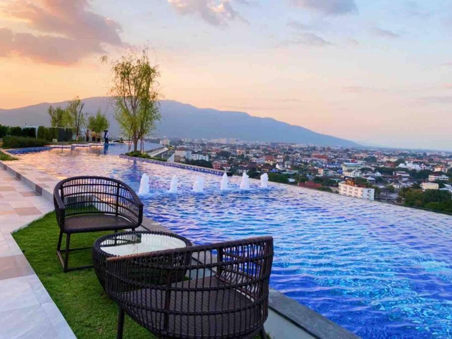 New & Cozy 2 Bedroom @ The Astra Sky River Chiang Mai Exterior photo