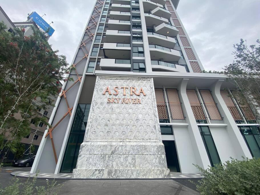 New & Cozy 2 Bedroom @ The Astra Sky River Chiang Mai Exterior photo